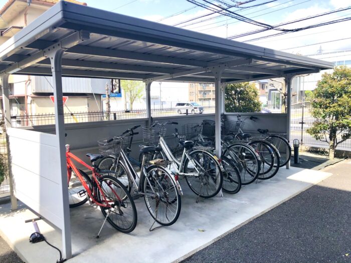 整理整頓されたアパートの駐輪場 共用部管理のイメージ