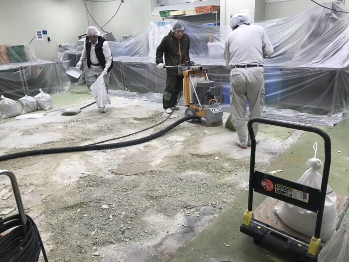 食品工場床貼り替え工事