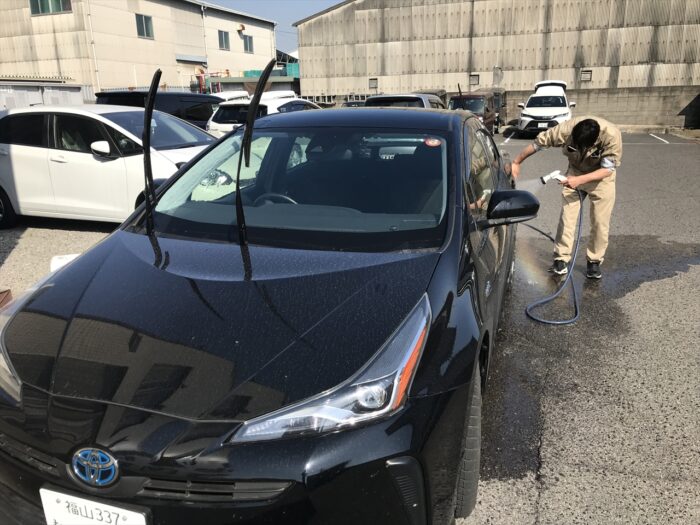 月に一度の車両清掃